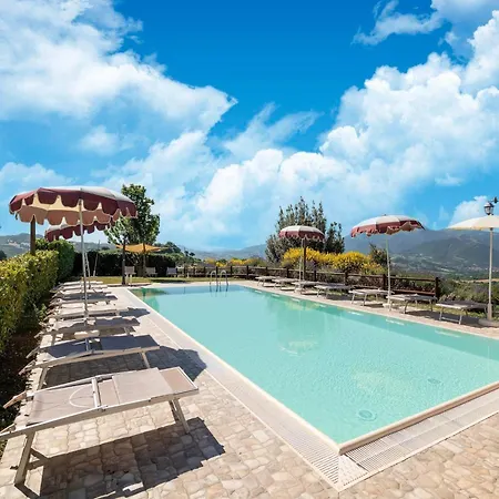 In A With 2 Swimming Pools Vakantiehuis